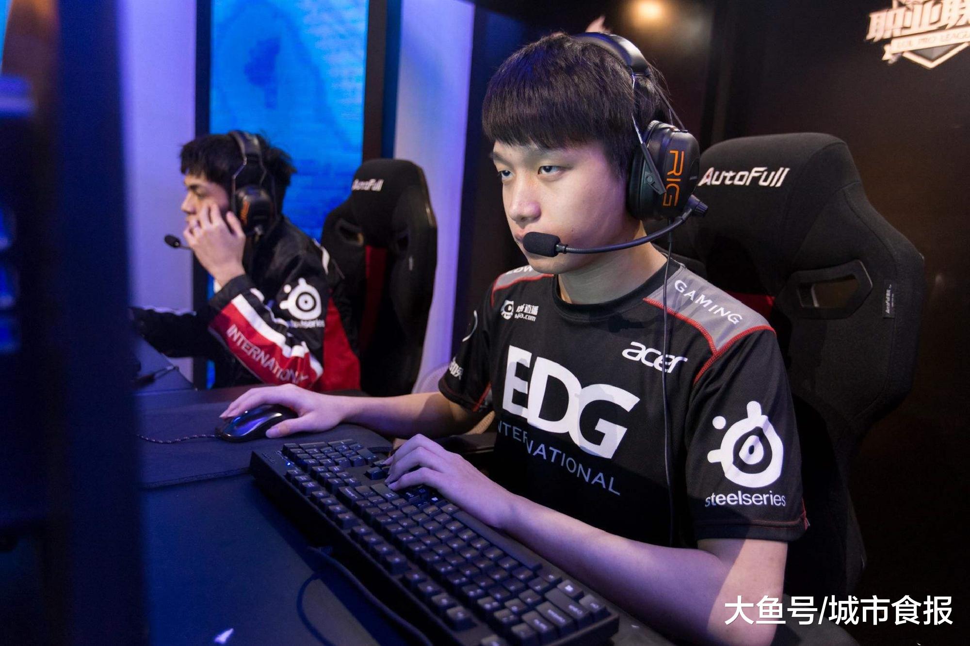 九游游戏下载链接德罗巴重返赛场，险胜首场状态出色，巴黎圣日耳曼观众沸腾！