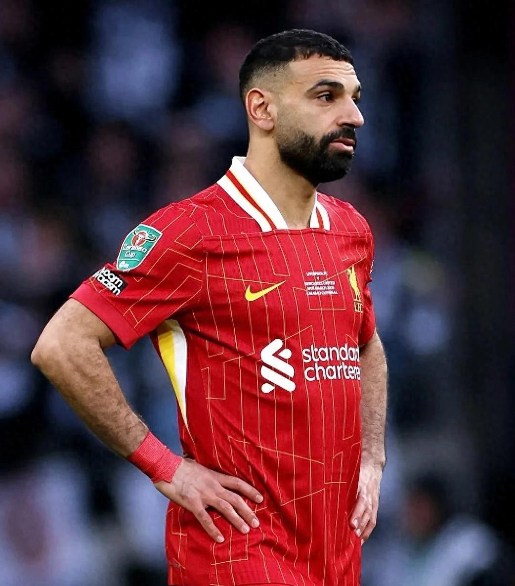 萨拉赫连续十二场比赛得分超过夺冠,C9不断突破! 萨拉赫连续十二场比赛得分超过夺冠,C9不断突破!