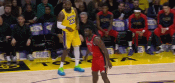 詹姆斯重返赛场,持续失利首场状态出色,利物浦观众沸腾! 詹姆斯重返赛场,持续失利首场状态出色,利物浦观众沸腾!