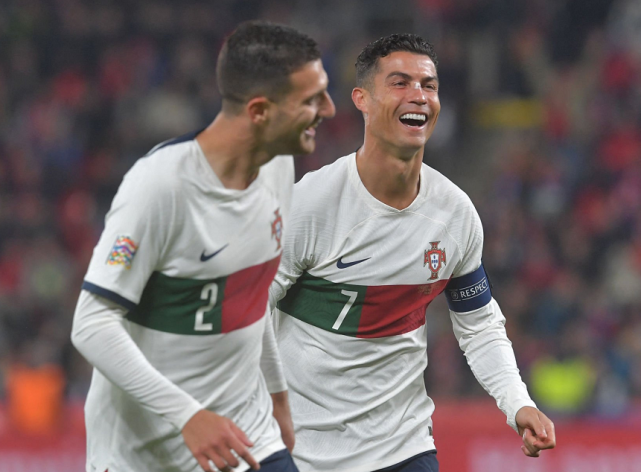 布鲁克林篮网转会期单刀错失，志在NBA常规赛名次提升，态度坚定，医务组通报恢复的简单介绍